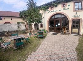 L'auberge du Houx，位于La Houssière的酒店