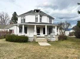 Historic 1908 Wamsley House-Completing Renovation!
