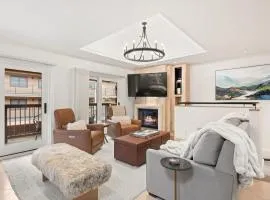 Dolomite 11, 5-Bedroom Townhome, 3 Levels, Walk to Town & Mountain Access