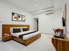 Super Hotel O Navasari Bus Terminal Formerly Jay Shankar，位于Sisodra的酒店