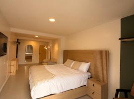 RA Suites，位于提华纳的酒店