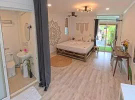 Lotus Apartment