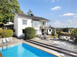 Exclusive villa with a stunning view，位于锡格蒂纳的酒店