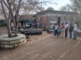 Bananyana Backpackers & Camp，位于卡萨内的酒店