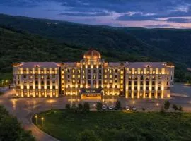 Eighty Eight Deluxe Hotel & Spa