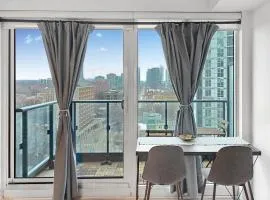 Absolute Heart of Toronto Electric Downtown Studio by Eaton Centre & Dundas Sq