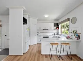 Quiet & Spacious Family-friendly 3BR 2Bath Home