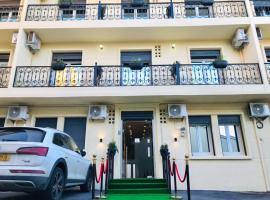 Hôtel marcadal，位于Bordj el Kiffan的酒店