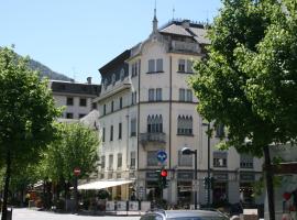 Bernina Express Eco Rooms&Breakfast，位于蒂拉诺的旅馆