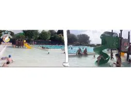 波尔维赛乡村露营酒店