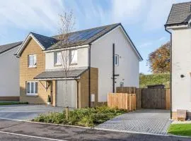 Gilded Nest-Room with Detached Bath-Double Room, Ideal for ONE