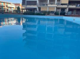 Casa PaCa in Termoli con piscina，位于泰尔莫利的酒店