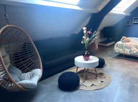 Suite la Parenthèse cosy avec salon prive 25m2 Wifi Netflix Duclair，位于Duclair的酒店