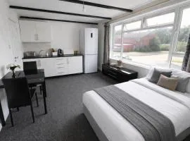 Self-contained Studio Slough, Berkshire