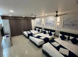 Hotel Crown