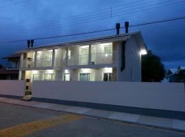 Palhoça Praia Ponta do Papagaio SUNSET Apto 102，位于帕罗卡的酒店