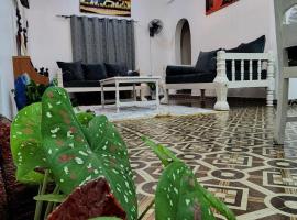 Charlie's Place Watamu，位于瓦塔穆的酒店