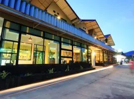 和美旅舍&面包屋