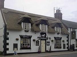 The White Horse Hotel，位于奥尔福德的酒店