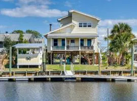 Fish & Paddle: Home Near Shell Point Beach!