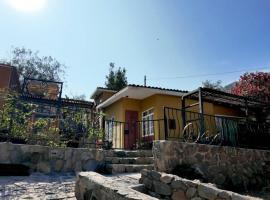 Country house two hour to Lima，位于Cocachacra的酒店