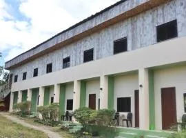 Lake Lovers Stay Hostel