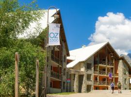 Résidence Capfun Couleurs Soleil, Oz en Oisans，位于Oz的酒店