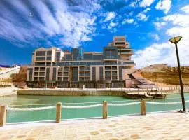 里海海滨皇宫大酒店