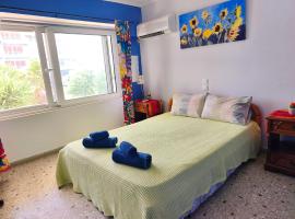 Studio By the Beach，位于萨罗尼扎的酒店