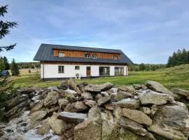 Pod Lovčí skálou