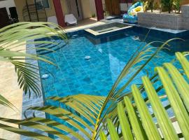 Villa Venezia Assouinde'，位于Assinie的酒店