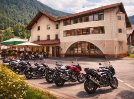 Gasthof Rieder Stubn Hotel#Restaurant#Pinseria Lifestyle & Tradition，位于奥伯林塔尔的里德的酒店