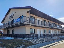 Alberta Beach Inn and Suites，位于Alberta Beach的酒店