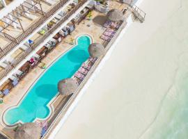 ZAN Island Beach Hotel，位于江比阿的酒店