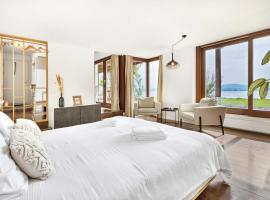 Studio with panoramic view，位于Bellerive的酒店