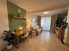 Hinahei - Grand F1 with parking 5 min from Papeete，位于帕皮提的酒店