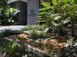 Lettera Hotel