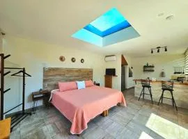 Bungalow Romántico con Jacuzzi Privado y Terraza con Vista