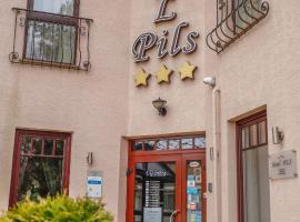 Hotel Pils with Self-Check in，位于斯伽尔达的酒店