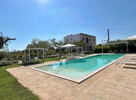 Tenuta Pigliano Hotel，位于Bagnolo del Salento的酒店