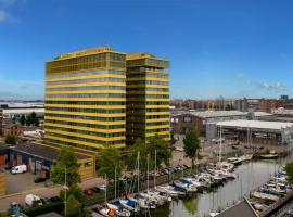 Holiday Inn Express Amsterdam - North Riverside by IHG，位于阿姆斯特丹的酒店