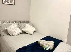 The Studio Suite by Decent Properties