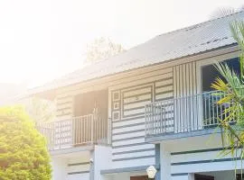 Silvermist Premium Villa Munnar
