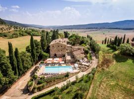 Borgo Il Poggiaccio Residenza Turistico Alberghiera，位于索维奇勒的酒店