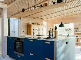 Feel The Nature Inside In Architect-Designed Gem