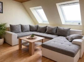 Moderne Wohnung nahe A7 & B3 - Parkplatz & Komfort，位于诺特海姆的酒店