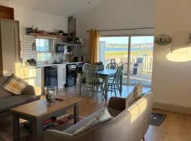 Beautiful Seaside Cottage Wicklow town