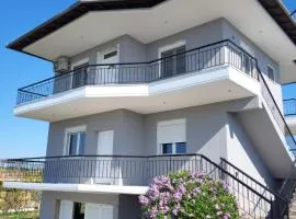 Kitros