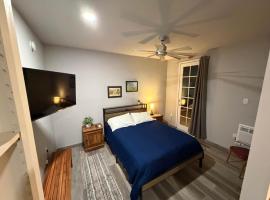 Germantown Inn & Lounge，位于赫曼的酒店