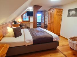 Gästehaus Holzer Kreuz- Gästezimmer Margerite für 2 Personen inkl Landfrühstück，位于Fröhnd的酒店